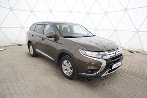 Внедорожник Mitsubishi Outlander 2019 года, 2499000 рублей, Обнинск