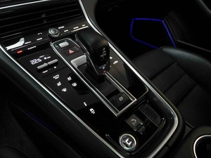 Лифтбек Porsche Panamera 4 2019 года, 6777077 рублей, Москва
