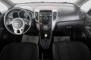 Минивэн Kia Venga 2012 года, 949000 рублей, Кемерово