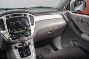 Внедорожник Toyota Highlander 2003 года, 1269000 рублей, Томск