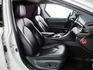 Седан Toyota Camry 2018 года, 2679000 рублей, Тюмень