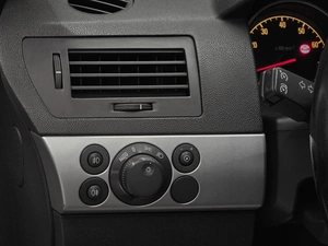 Универсал Opel Astra 2014 года, 695000 рублей, Красноярск