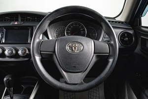 Универсал Toyota Corolla Fielder 2016 года, 1339000 рублей, Сургут