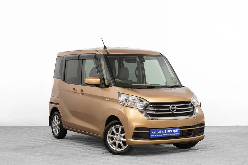 Хетчбэк Nissan Dayz Roox 2017 года, 749000 рублей, Барнаул