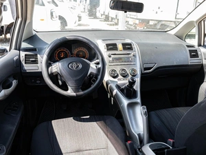 Хетчбэк Toyota Auris 2007 года, 593000 рублей, Краснодар