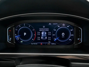 Внедорожник Volkswagen Tiguan 2019 года, 2600000 рублей, Красноярск