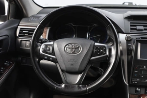 Седан Toyota Camry 2015 года, 2149000 рублей, Новосибирск
