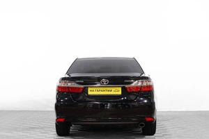 Седан Toyota Camry 2015 года, 2399000 рублей, Барнаул