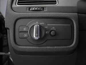 Внедорожник Volkswagen Touareg 2014 года, 2280000 рублей, Омск