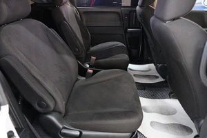 Минивэн Honda Freed 2014 года, 1299000 рублей, Омск