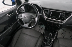 Седан Hyundai Solaris 2017 года, 1399000 рублей, Красноярск