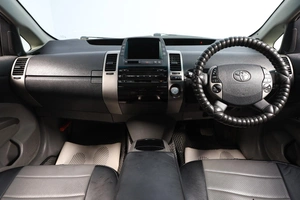 Лифтбек Toyota Prius 2008 года, 689000 рублей, Новосибирск
