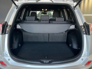 Внедорожник Toyota RAV4 2018 года, 2790000 рублей, Абакан