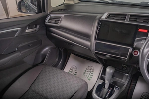 Хетчбэк Honda Fit 2013 года, 1169000 рублей, Томск