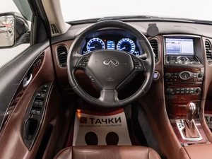 Внедорожник Infiniti QX50 2015 года, 2100000 рублей, Красноярск