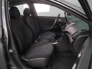 Седан Hyundai Solaris 2016 года, 949000 рублей, Воронеж