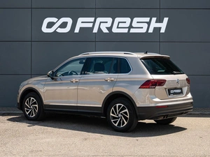 Внедорожник Volkswagen Tiguan 2018 года, 2180000 рублей, Краснодар