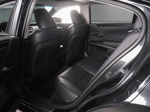 Седан Lexus ES 2020 года, 3749000 рублей, Красный Пахарь