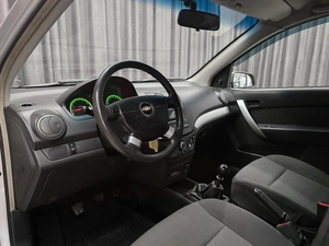 Седан Chevrolet Aveo 2010 года, 419000 рублей, Красноярск