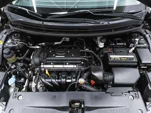 Седан Kia Rio 2013 года, 940000 рублей, Красноярск