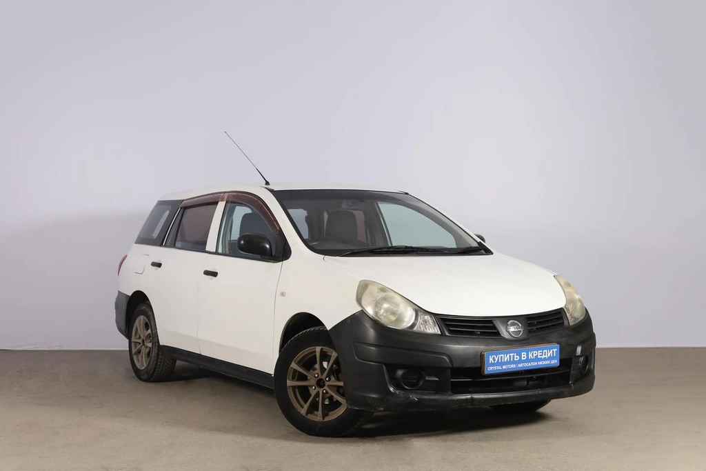 Универсал Nissan AD 2009 года, 589000 рублей, Новосибирск
