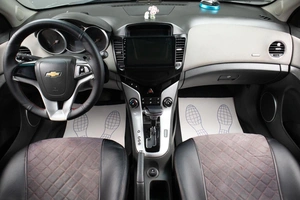 Седан Chevrolet Cruze 2010 года, 669000 рублей, Оренбург