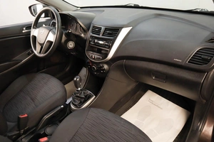 Хетчбэк Hyundai Solaris 2015 года, 859000 рублей, Челябинск