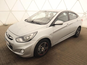 Седан Hyundai Solaris 2012 года, 830000 рублей, Орёл