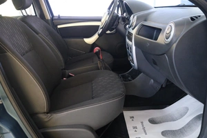 Хетчбэк Renault Sandero 2011 года, 599000 рублей, Омск