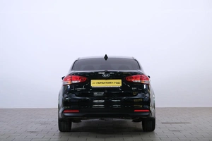 Седан Kia Cerato 2018 года, 1949000 рублей, Омск