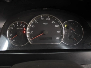 Минивэн Toyota Alphard 2003 года, 1460000 рублей, Омск
