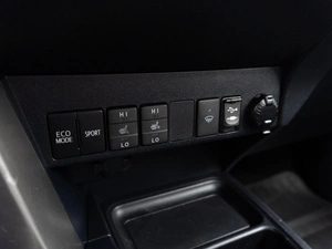 Внедорожник Toyota RAV4 2013 года, 1649000 рублей, Саратов