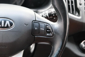 Внедорожник Kia Sportage 2013 года, 1559000 рублей, Омск