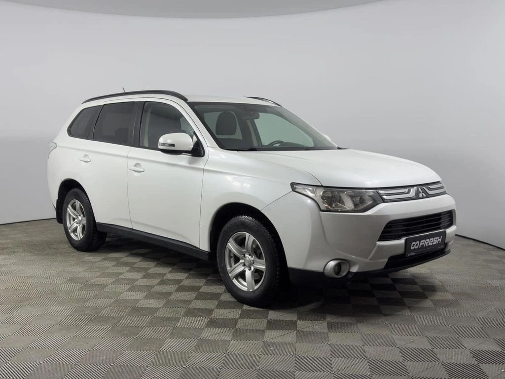 Внедорожник Mitsubishi Outlander 2013 года, 1378200 рублей, Казань