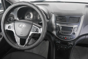 Седан Hyundai Solaris 2014 года, 699000 рублей, Кемерово