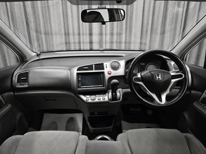 Минивэн Honda Stream 2009 года, 1050000 рублей, Красноярск
