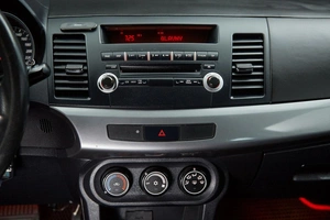 Седан Mitsubishi Lancer 2010 года, 649000 рублей, Красноярск