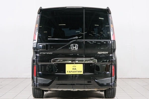 Минивэн Honda Stepwgn Spada 2019 года, 2299000 рублей, Красноярск