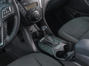 Внедорожник Hyundai Santa Fe 2015 года, 1899000 рублей, Сургут