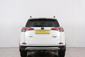 Внедорожник Toyota RAV4 2017 года, 3189000 рублей, Красноярск