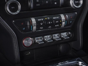 Кабриолет Ford Mustang 2019 года, 3620000 рублей, Ростов-на-Дону