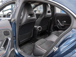 Седан Mercedes-benz CLA-класс 2019 года, 2550000 рублей, Краснодар