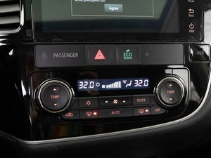 Внедорожник Mitsubishi Outlander 2022 года, 3096404 рублей, Москва