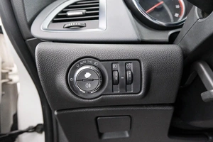 Хетчбэк Opel Astra GTC 2012 года, 869000 рублей, Красноярск