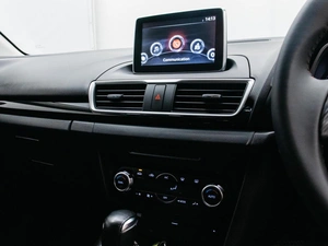 Хетчбэк Mazda Axela 2015 года, 1189000 рублей, Красноярск