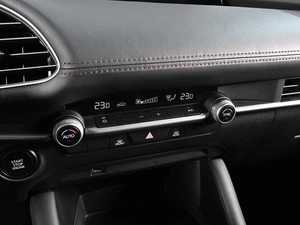 Седан Mazda 3 2019 года, 1899000 рублей, Ростов-на-Дону