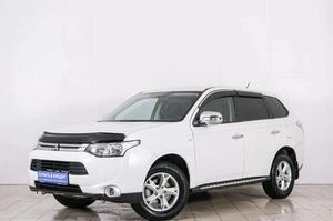 Внедорожник Mitsubishi Outlander 2014 года, 1529000 рублей, Красноярск