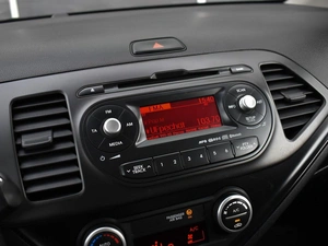 Хетчбэк Kia Picanto 2011 года, 845000 рублей, Краснодар