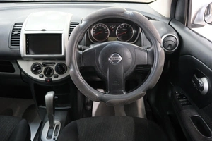 Хетчбэк Nissan Note 2008 года, 519000 рублей, Омск