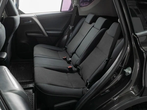 Внедорожник Toyota RAV4 2016 года, 2379000 рублей, Тюмень